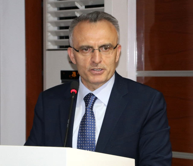 Maliye Bakanı Ağbal Rize’de