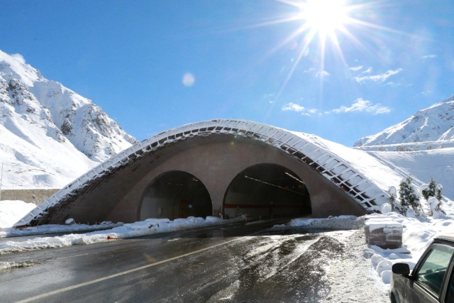 Ovit Tüneli ile Artık Sürücüler Kar Yağdığında Çile Yaşamıyor