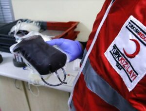 Kızılay: Ulusal kan stoklarımız asgari seviyenin altına düşmüştür, kan bağışına davet ediyoruz