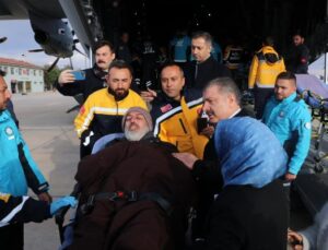 Gazze’den 61 hasta daha Ankara’ya getirildi