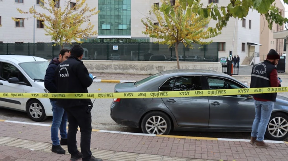 Şanlıurfa’da iki aile, Emniyet binası önünde birbirine girdi: Meyyit ve yaralılar var