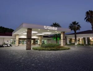 Antalya’nın lüks otelinde personeller aksiyonda: 46 gündür maaşlarını alamıyorlar