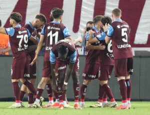 Trabzonspor’da 4 ayrılık! KAP’a bildirdi!