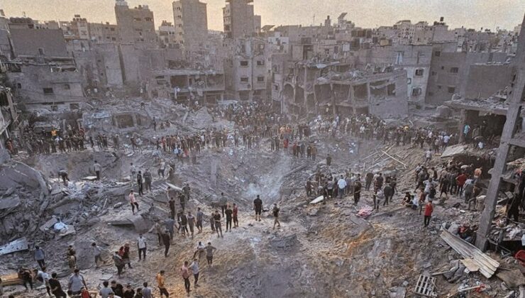 İsrail’in Gazze Şeridi’ni maksat aldığı, bu sabahki hücumlarında 8 kişinin öldüğü bildirildi