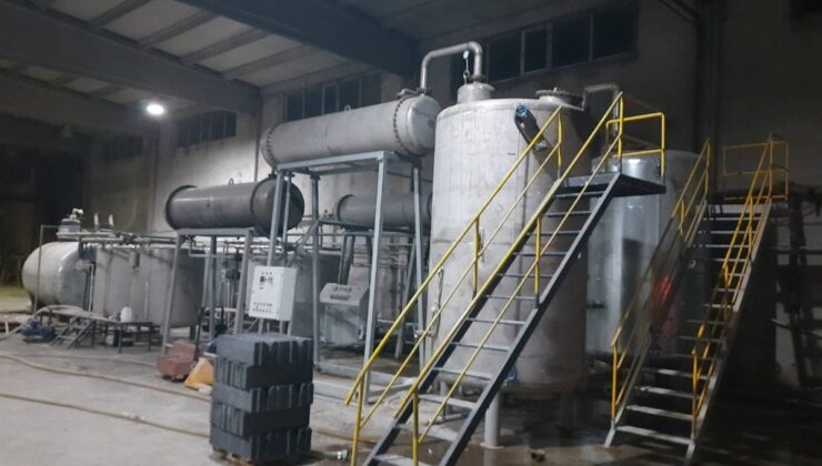 Kaçak içki imalathanesinde 20 ton etil alkol ele geçirildi