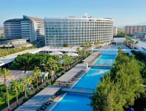 5 yıldızlı otele 44 kaçak oda yapıldığı ortaya çıktı