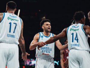 Anadolu Efes’te Yılmaz gitti Dayı geldi