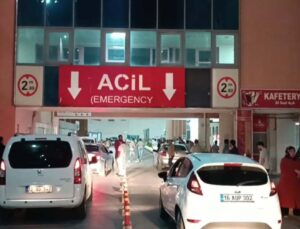 İhanet savı facia getirdi! 18 yaşındaki genç bayan “Annemi aldattın” diyerek babasını öldürdü