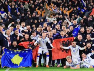 Türkiye maçı için tarihi prim kararı: Başbakan açıkladı