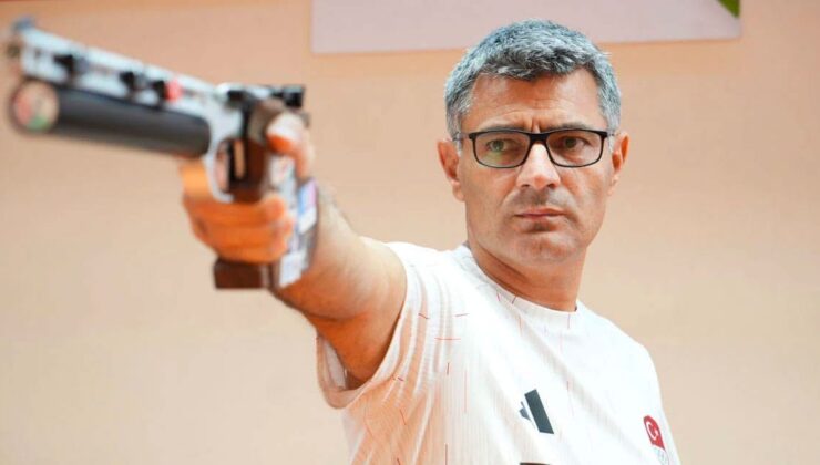 Yusuf Dikeç’ten bir altın madalya daha