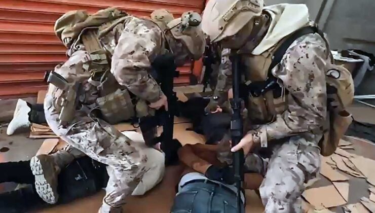 Adana’da uyuşturucu operasyonu! 5 milyon hap üretilebilecek gereç bulundu