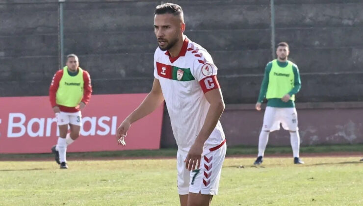 20 yıldır oynuyor neredeyse EYT’li olacak: 39 yaşındaki Yasin Öztekin imzayı attı