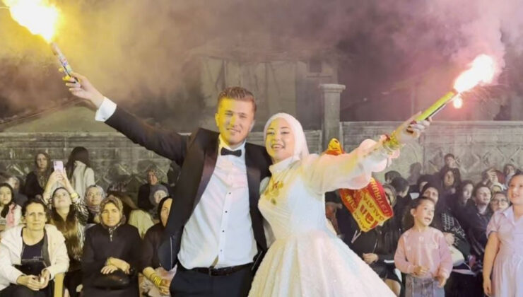 Fanatik çiftin düğünü şampiyonluk kutlamasına dönüştü