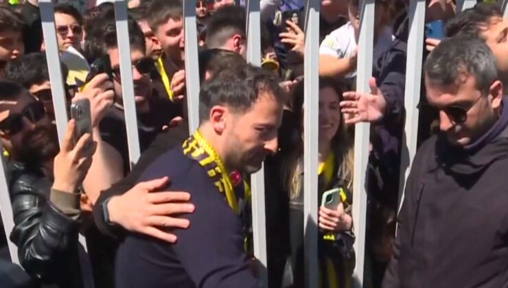 Fenerbahçe taraftarı Samandıra’ya akın etti: Tedesco’ya sevgi seli
