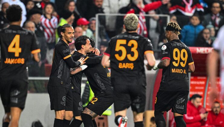 Galatasaray soyunma odasında yaşananlar ortaya çıktı
