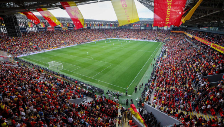 Göztepe 7 golcü aldı