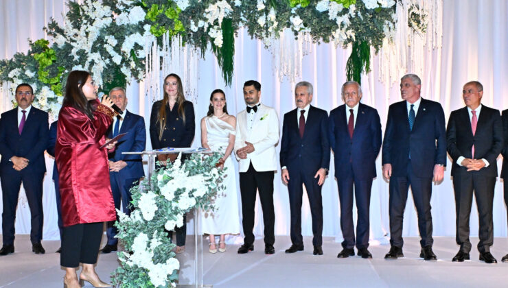 Müsavat Dervişoğlu’ndan Eda Erdem’e: Üstündağ’ın nikahına üst seviye iştirak