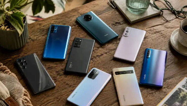 Piyasa “devleşiyor” : Akıllı telefonlar büyüdükçe büyüyor!
